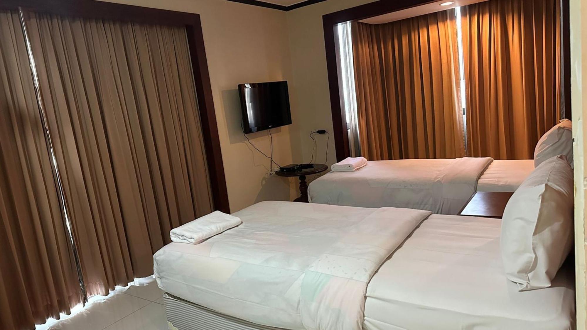ホテル Omni Tower Sukhumvit Nana Direct バンコク都 エクステリア 写真